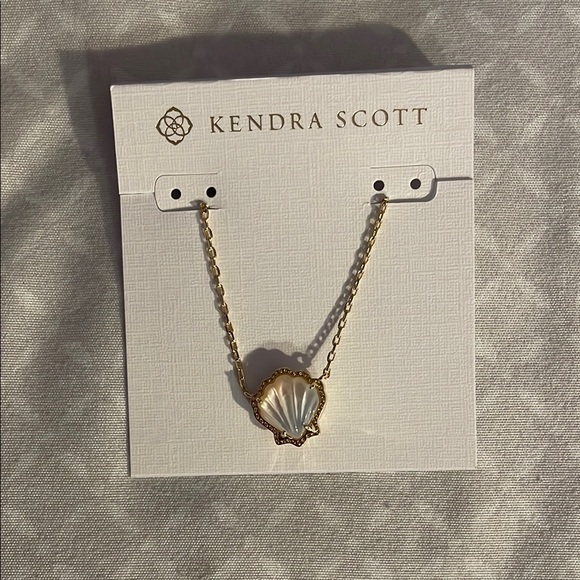 Near Me Jewelry Kendra Scott Holiday Jewelry With Kendra Scott